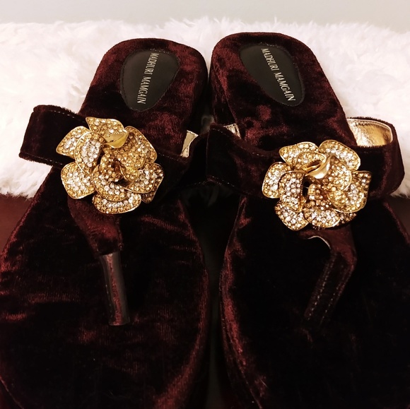 Madhuri shoes - Picture 1 of 5